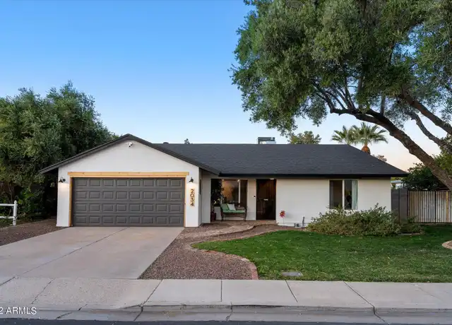 Property at 2034 W Pampa Cir, Mesa, AZ, 85202, 3 beds, 2 baths, [object Object]