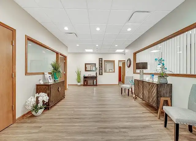 Property at Darlington Court Apartments - 595 Darlington Ln, Crystal Lake, IL, 60014, 1-2 bed, 1-2 bath, [object Object]