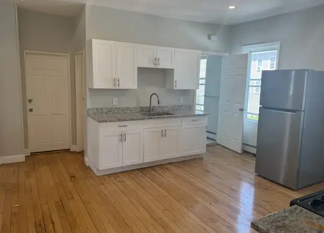 Property at 6 Chapin St Unit 2, Worcester, MA, 01604, 4 beds, 1.5 baths, [object Object]