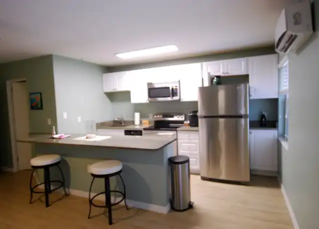 Property at 200 104th Ave Unit 2, Treasure Island, FL, 33706, 0 beds, 1 bath, [object Object]