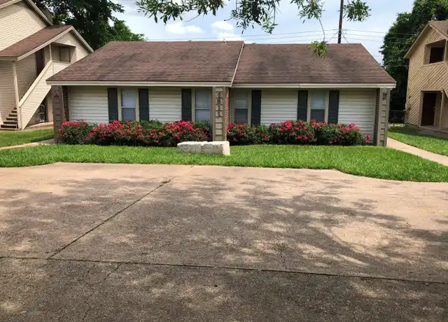 Property at 2611 Pecan Knoll St Unit B, Bryan, TX, 77802, 2 beds, 1 bath, [object Object]