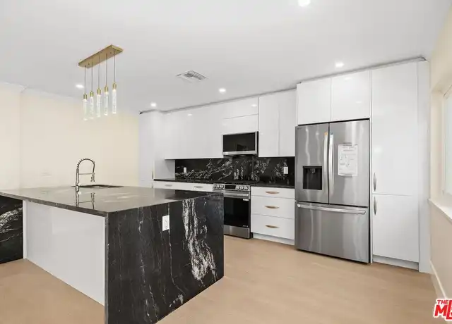 Property at 1223 23rd St Unit C, Santa Monica, CA, 90404, 2 beds, 2 baths, [object Object]