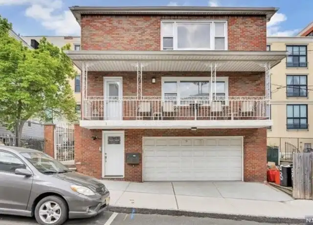 Property at 6 Shippen St Unit 3, Weehawken, NJ, 07086, 2 beds, 1 bath, [object Object]