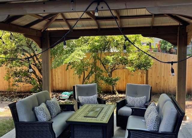 Photo of 4347 243rd Ave SE, Sammamish, WA 98029