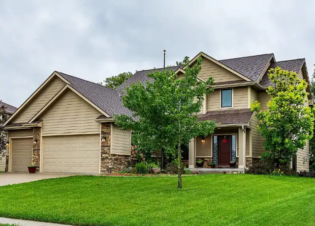 Property at 8700 Wooded Point Dr, Johnston, IA, 50131, 5 beds, 5 baths, [object Object]