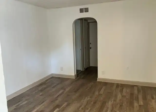 Property at 1031 N 10th St Apt 2, Bismarck, ND, 58501, 1 bed, 1 bath, [object Object]