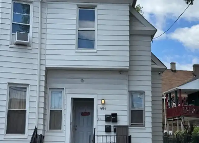 Property at 682-684 E 18th St Unit 1, Paterson, NJ, 07501, 2 beds, 1 bath, [object Object]