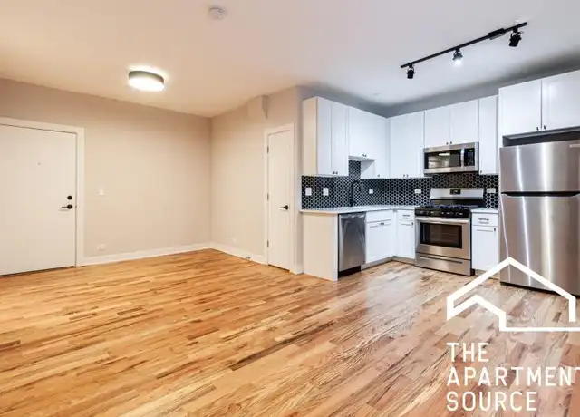 Property at 656 W Wrightwood Ave, Chicago, IL, 60614, 0 beds, 1 bath, [object Object]