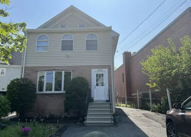 Property at 491 Central St, Saugus, MA, 01906, 1 bed, 1 bath, [object Object]