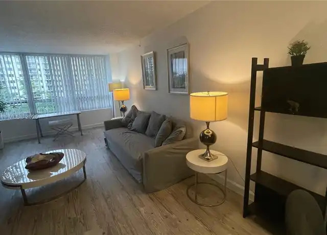 Property at 1500 Bay Rd Unit 454S, Miami Beach, FL, 33139, 1 bed, 1 bath, [object Object]