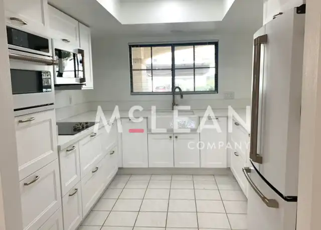 Property at 500 S Farrell Dr, Palm Springs, CA, 92264, 2 beds, 2 baths, [object Object]