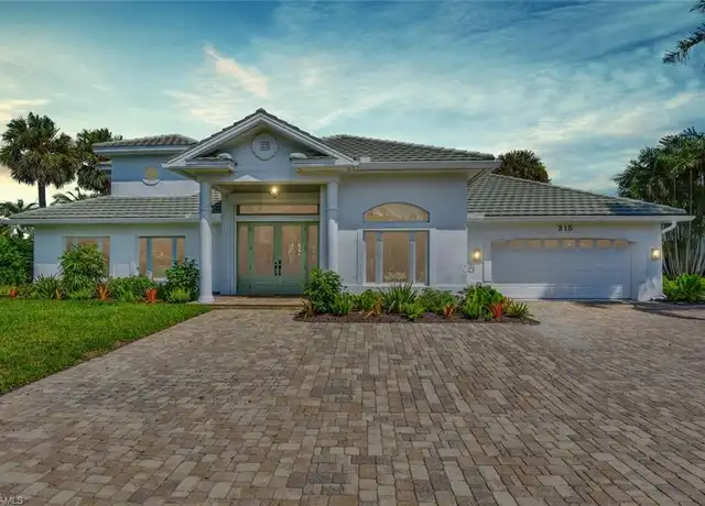 Property at 215 Mooring Line Dr, Naples, FL, 34102, 5 beds, 3.5 baths, [object Object]