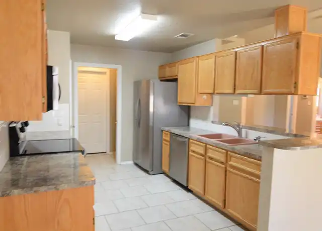 Property at 4300 Jake Spoon Dr, Killeen, TX, 76549, 4 beds, 2 baths, [object Object]