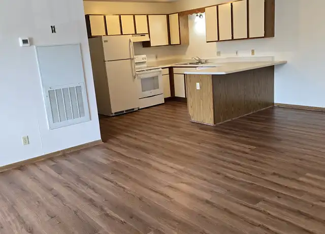 Property at 1020 Riverbend Dr Unit 203, Hartford, WI, 53027, 2 beds, 2 baths, [object Object]