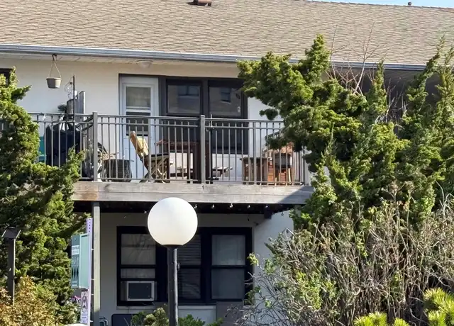 Property at 65 E Broadway Unit 9B, Long Beach, NY, 11561, 1 bed, 1 bath, [object Object]