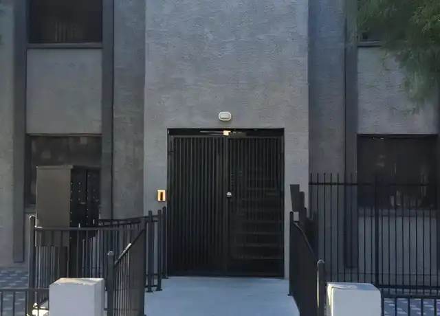 Property at 2417 W Campbell Ave, Phoenix, AZ, 85015, 2 beds, 1 bath, [object Object]