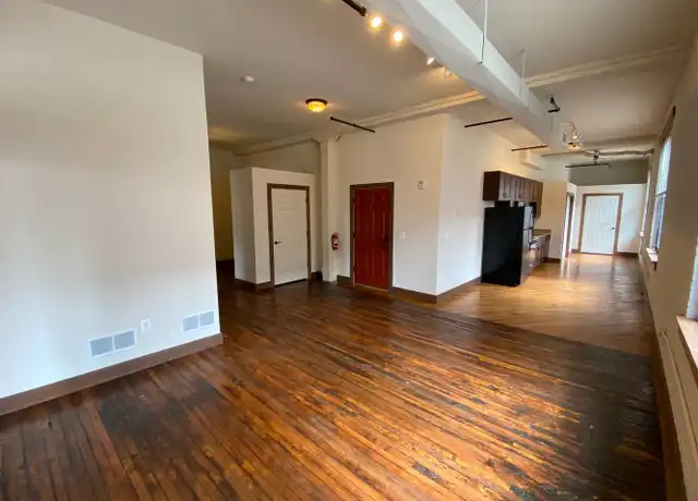 Property at 700 Linden Ave Apt 303, York, PA, 17404, 2 beds, 1.5 baths, [object Object]
