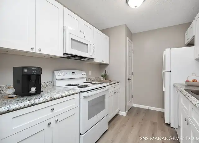 Property at Savannah Heights - 2244 W Kemper Rd, Cincinnati, OH, 45240, 2 beds, 1-2 bath, [object Object]
