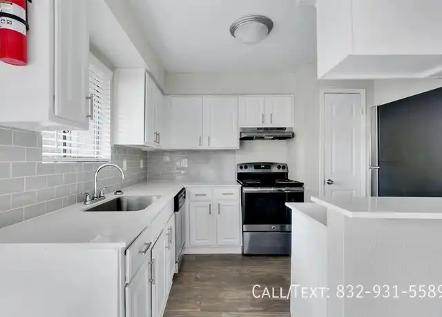 Property at 17989 Gulf Pines Dr Unit CLG1, Houston, TX, 77090, 2 beds, 2.5 baths, [object Object]