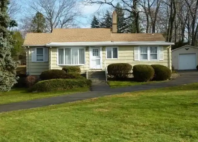 Property at 550 Manchester Ave Unit 1, Haledon, NJ, 07508, 2 beds, 1 bath, [object Object]