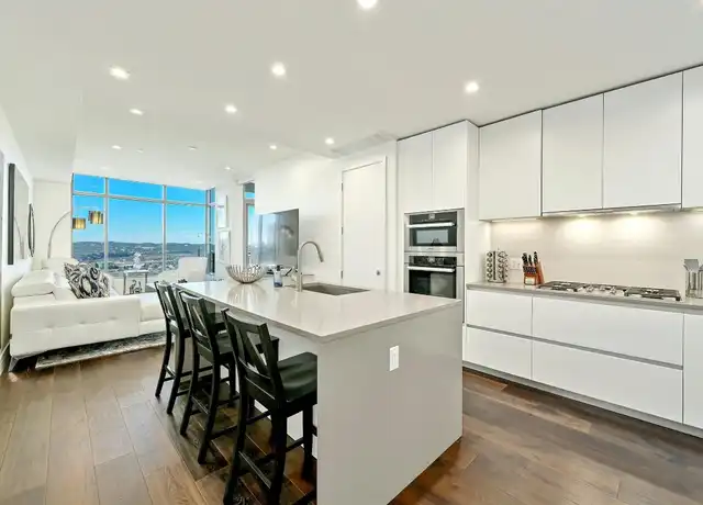 Property at 501 West Ave #3202, Austin, TX, 78701, 1 bed, 1.5 baths, [object Object]