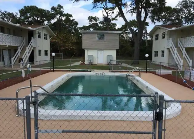 Property at 1432 Parkway Dr, Melbourne, FL, 32935, 1 bed, 1 bath, [object Object]