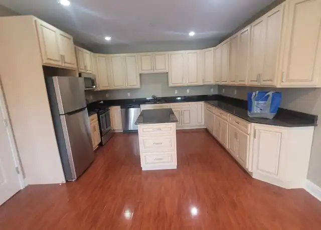 Property at 7474 Lions Gate Pkwy, Davison, MI, 48423, 3 beds, 2 baths, [object Object]