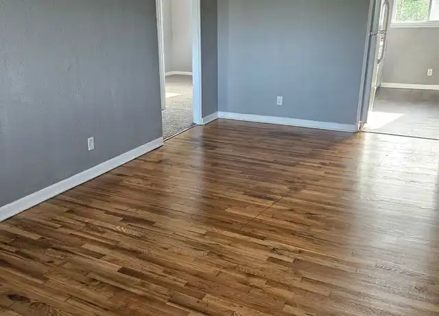Property at 1006 Forest Ct Unit B07 1056 18, Kansas City, KS, 66103, 2 beds, 1 bath, [object Object]