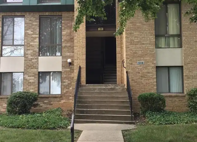Property at 1018 Brinker Dr Unit 201, Hagerstown, MD, 21740, 1 bed, 1 bath, [object Object]