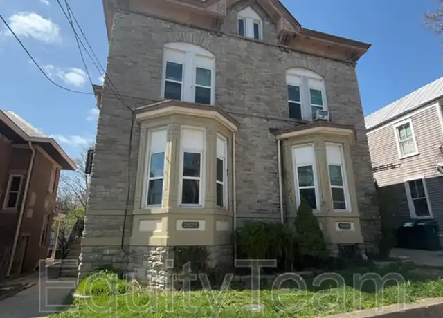 Property at 2225 Kenton St Unit 2, Cincinnati, OH, 45206, 2 beds, 1 bath, [object Object]