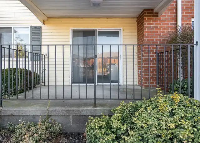 Property at CenterPointe Apartments & Townhomes - 5570 Centerpointe Blvd, Canandaigua, NY, 14424, 1-2 bed, 1-2 bath, [object Object]