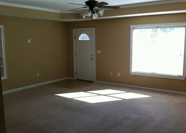Property at 3901 Cutter Pt, Valdosta, GA, 31605, 3 beds, 2 baths, [object Object]