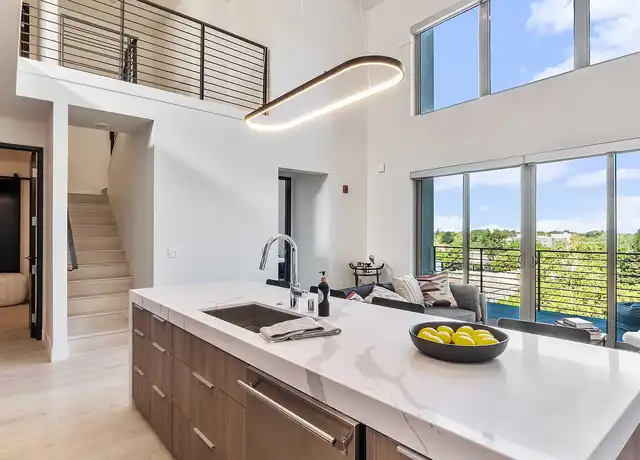 Property at 1430 Q Apartments - 1430 Q St, Sacramento, CA, 95811, 0-3 beds, 1-3 bath, [object Object]