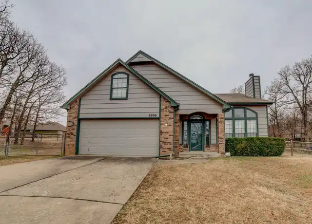 Property at 6908 Silver Oak Pl, Tulsa, OK, 74107, 3 beds, 2.5 baths, [object Object]