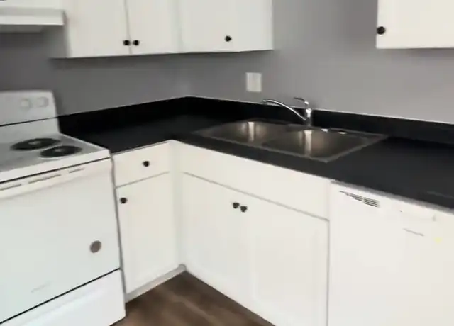 Property at 430 W Calumet St Unit 430 Calumet 35, Appleton, WI, 54915, 2 beds, 1 bath, [object Object]