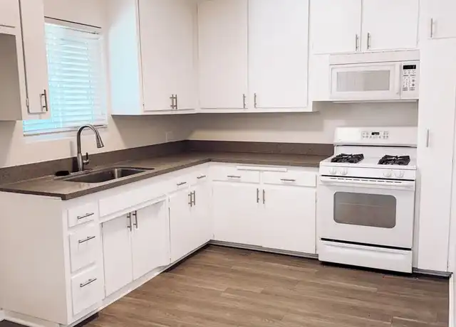 Property at 1439 W 179th St Unit 10, Gardena, CA, 90248, 1 bed, 1 bath, [object Object]