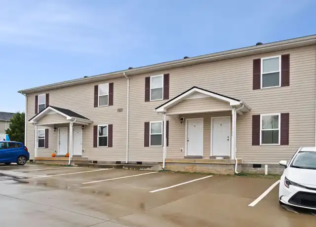 Property at 425 Jack Miller Blvd Unit A, Clarksville, TN, 37042, 2 beds, 1.5 baths, [object Object]