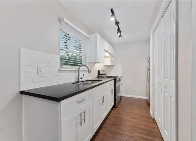 Property at 605 Enid St Unit 1/2 4, Houston, TX, 77009, 0 beds, 1 bath, [object Object]