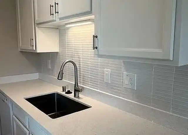 Property at Union Manor - 377 Union Ave, Campbell, CA, 95008, 1 bed, 1 bath, [object Object]