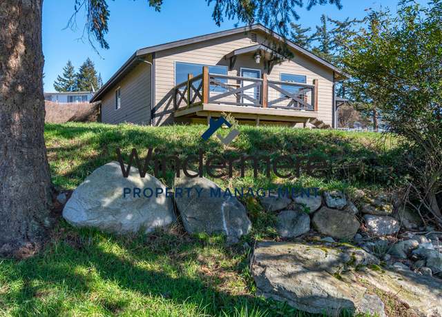 Photo of 982 Shawn Ave, Oak Harbor, WA 98277
