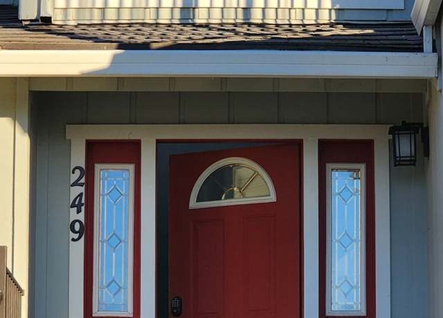 Photo of 249 Poet Smith Dr, Auburn, CA 95603