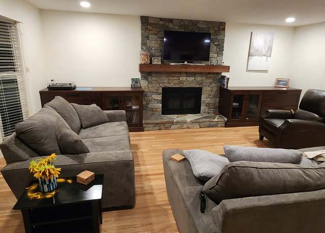 Photo of 249 Poet Smith Dr, Auburn, CA 95603