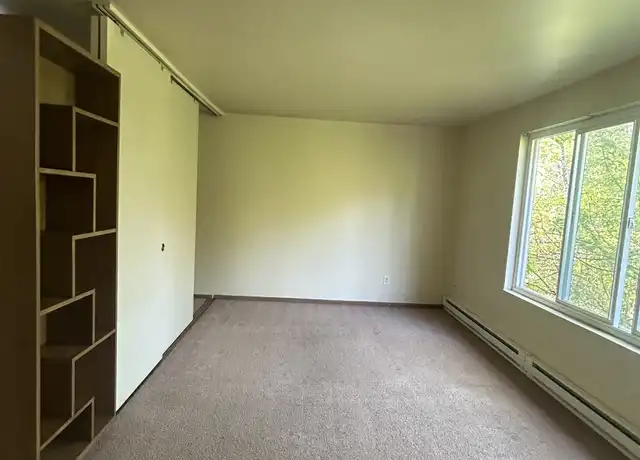 Property at 5035 15th Ave NE Unit 303, Seattle, WA, 98105, 1 bed, 1 bath, [object Object]