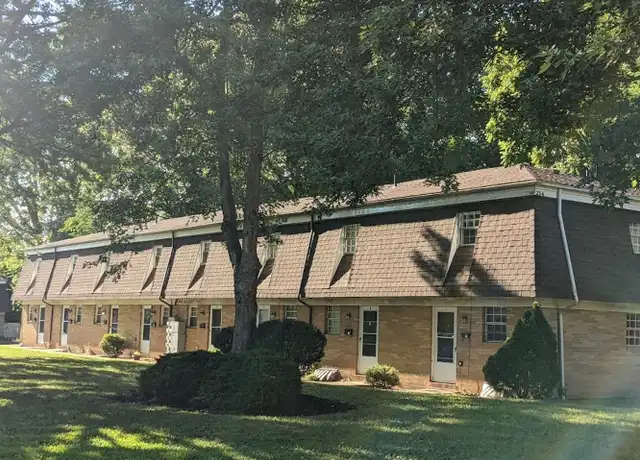 Property at 1832 1st St NE Unit 136 B, Massillon, OH, 44646, 2 beds, 1.5 baths, [object Object]