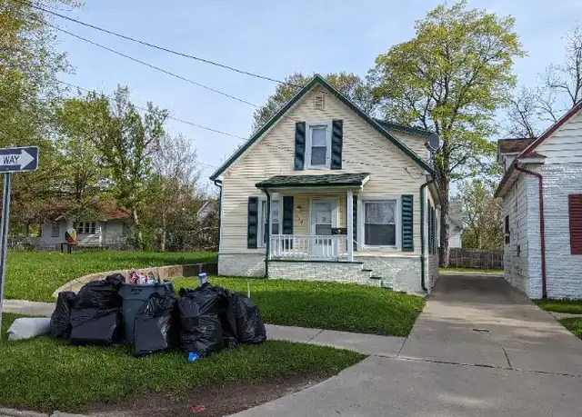 Property at 810 State St, Saginaw, MI, 48602, 3 beds, 1 bath, [object Object]