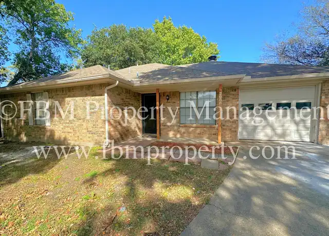 Property at 2000 Verde Dr, Glenn Heights, TX, 75154, 3 beds, 2 baths, [object Object]
