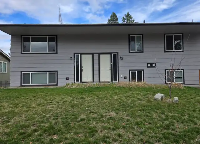 Property at 10921 E 16th Ave Unit 10921, Spokane Valley, WA, 99206, 2 beds, 1.5 baths, [object Object]