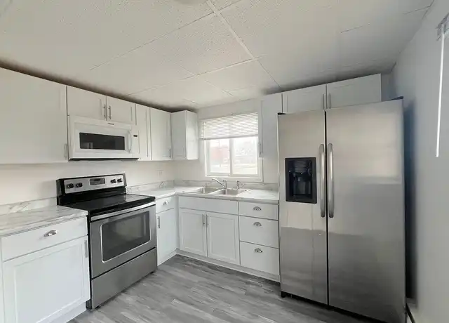 Property at Carlisle Apartments - 200 N 1st St, Carlisle, IA, 50047, 2 beds, 1 bath, [object Object]