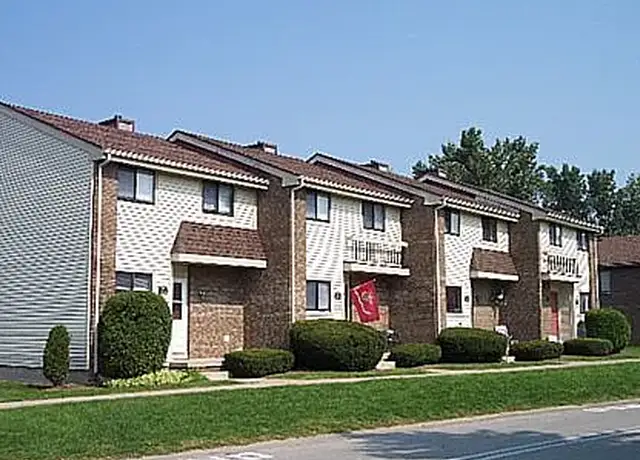 Photo of 36 Charwood Cir, Irondequoit, NY 14609