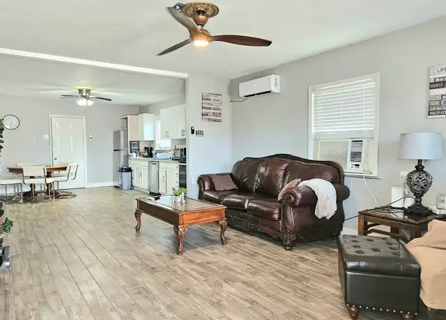 Property at 4514 W Bayshore Dr, Bacliff, TX, 77518, 2 beds, 2 baths, [object Object]